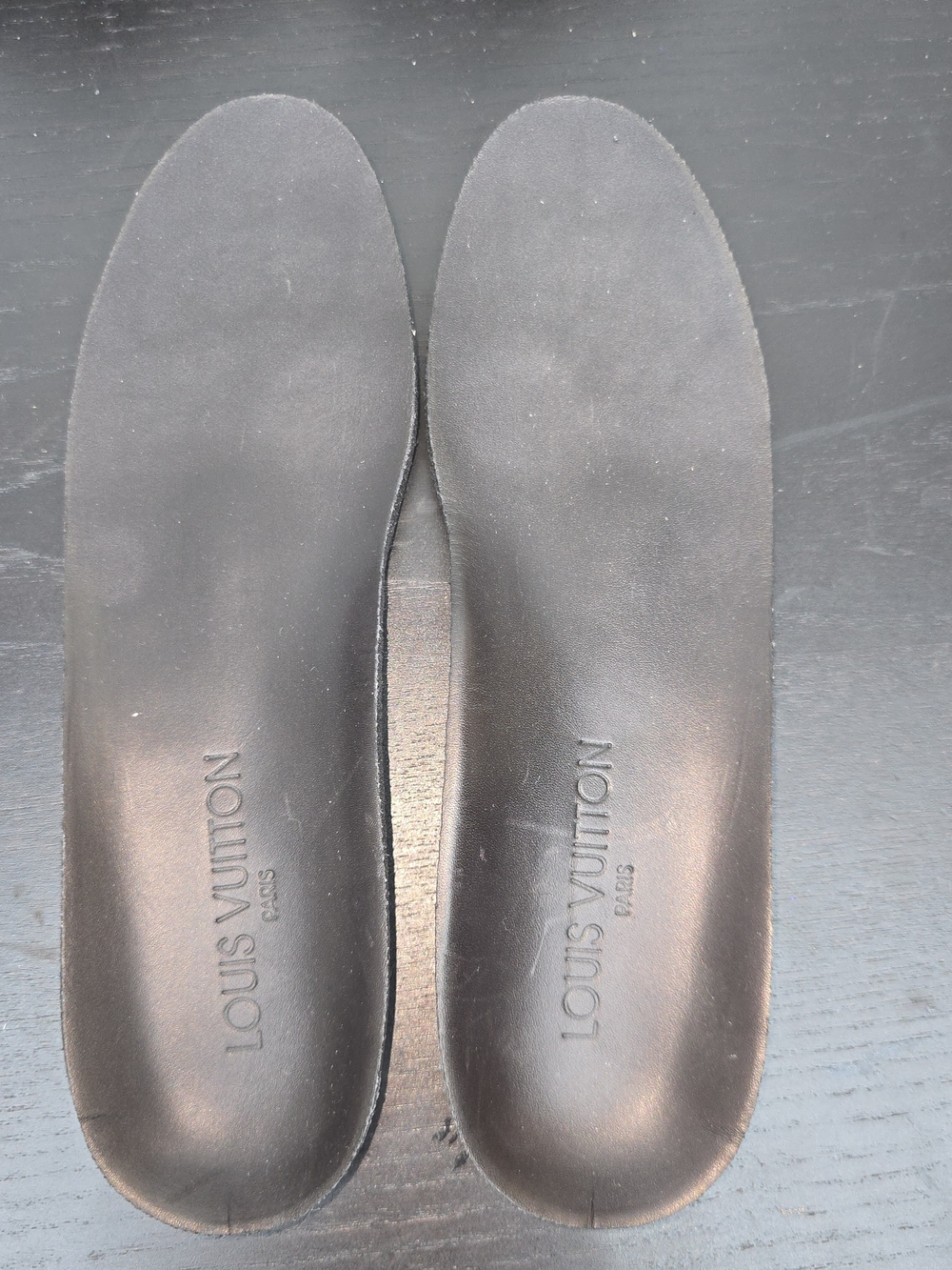 Louis Vuitton Black Men's Low-Top Sneakers - Picture 6 of 9